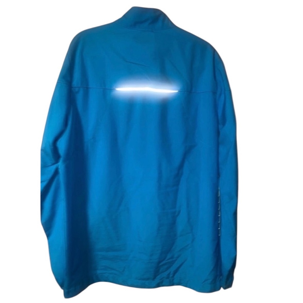 New Balance Lightweight Windbreaker - Picture 2 of 6